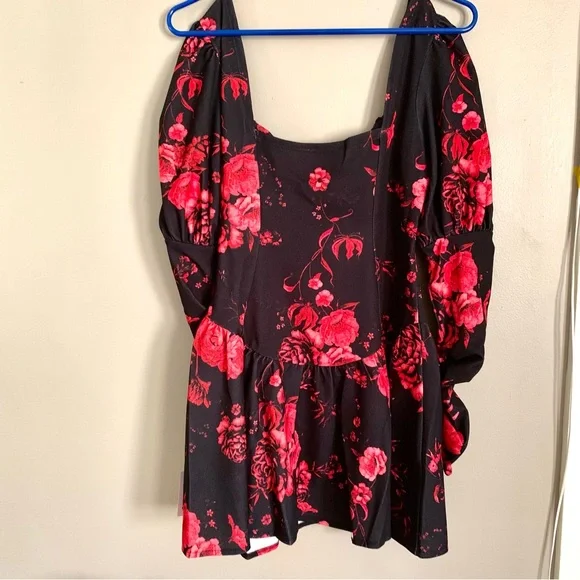 ASOS DESIGN long sleeve flippy mini dress with ruched bust in red floral print - Picture 6 of 8